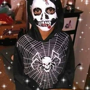 Meet your Posher, Lorenzo